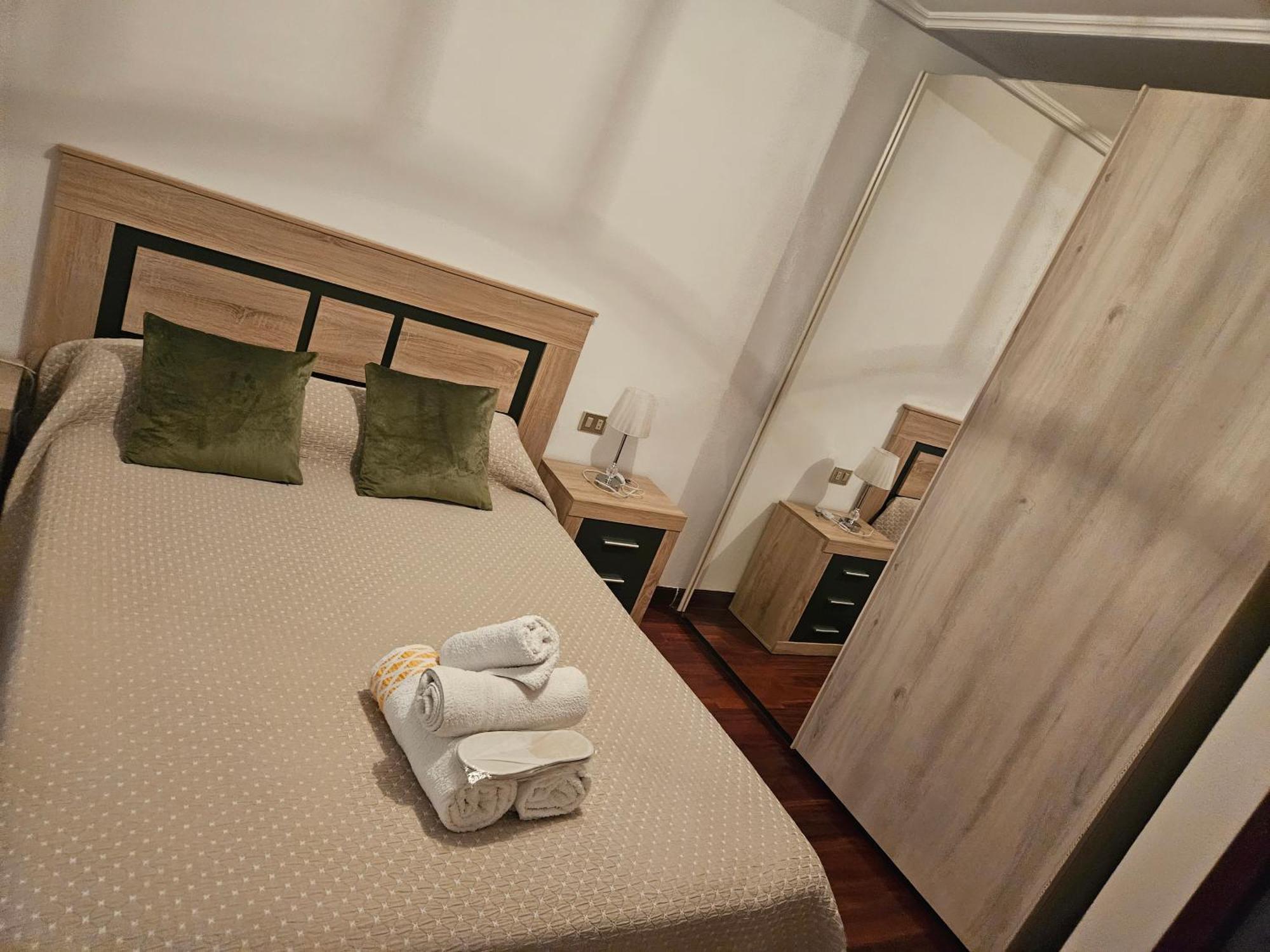 Piso Centrico A 10 Min De La Playa Con Garaje Incluido Apartment Castro Urdiales Exterior foto
